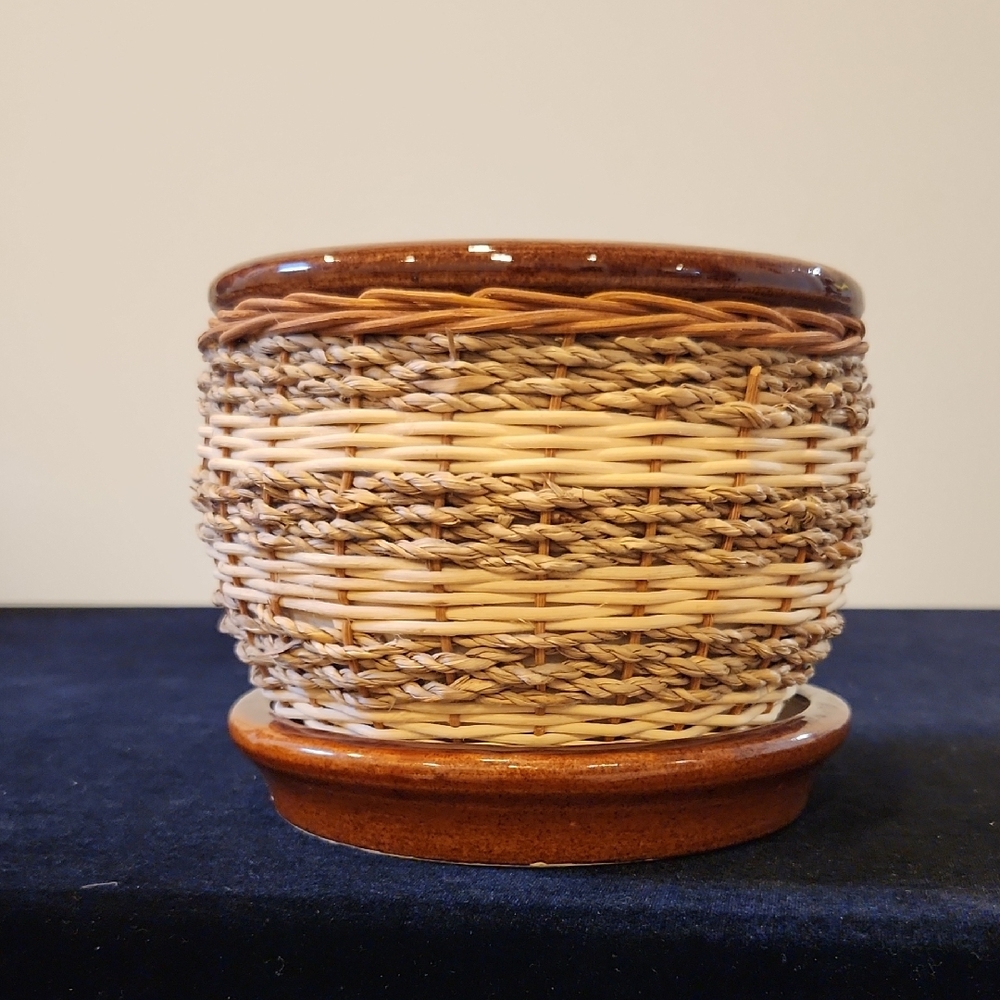 Vietnamese woven Basket Planter with Brown Accents